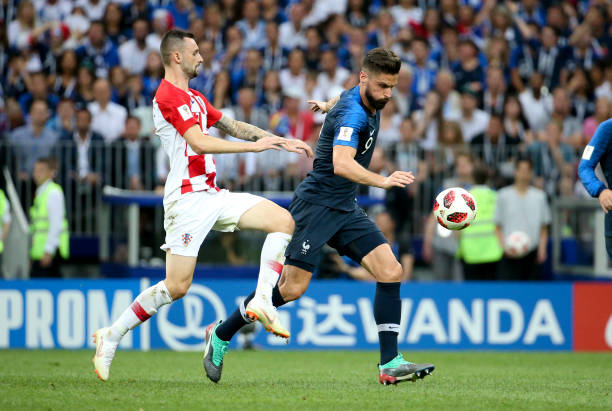 球迷们讨论 球迷们讨论