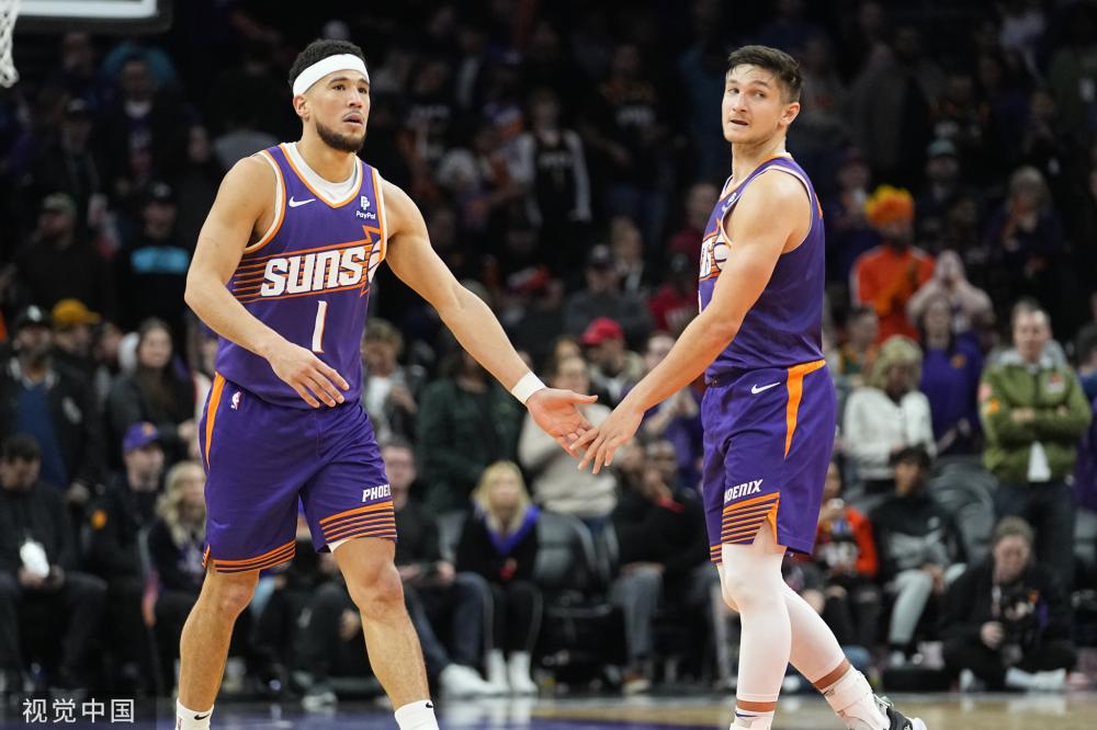 曼联本赛季已打入35球，距欧联杯单赛季进球纪录只差2球.